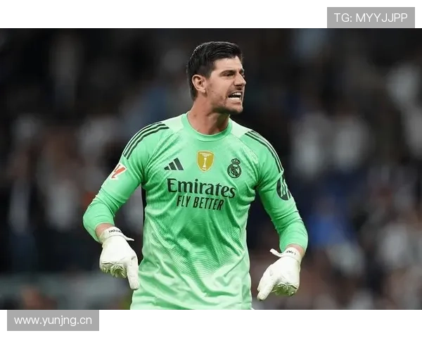 库尔图瓦：2米身高与高空球控制下的门线反应解析