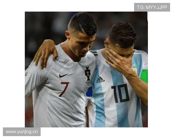 莱万与范尼:终结效率与战术角色对比分析 莱万与范尼:终结效率与战术角色对比分析